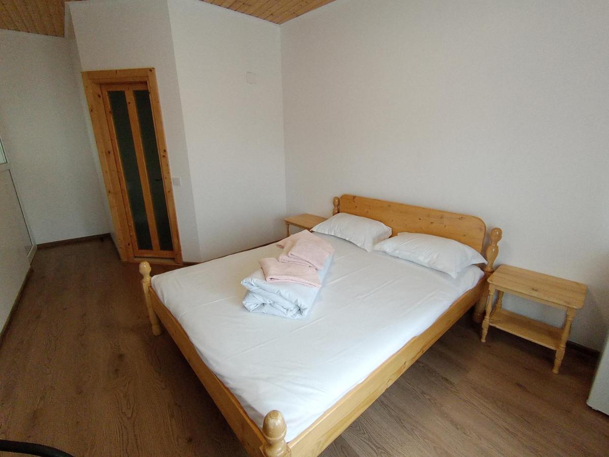 Hotel La Mariana Vama Veche Zewnętrze zdjęcie