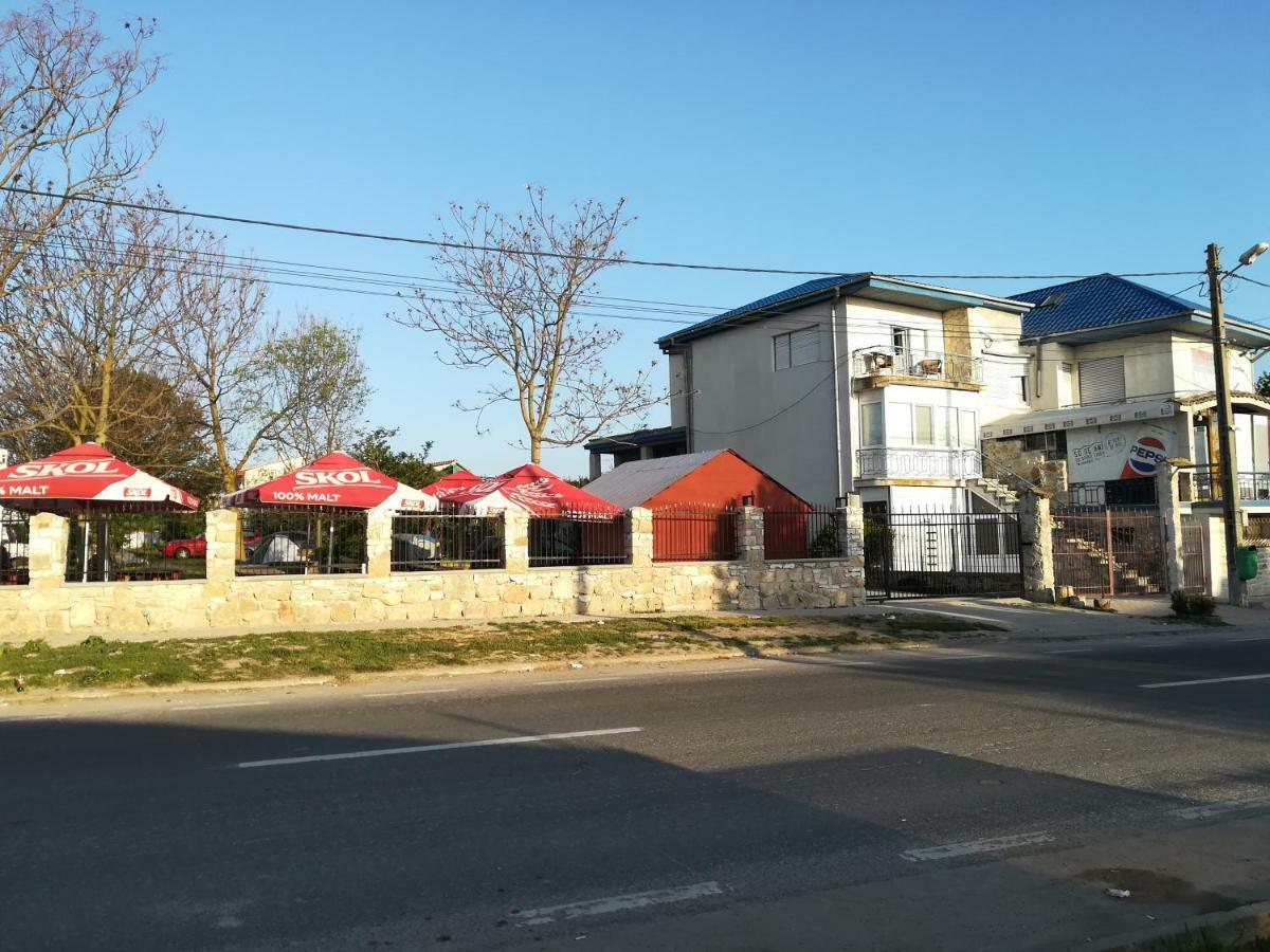 Hotel La Mariana Vama Veche Zewnętrze zdjęcie